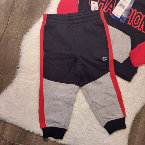 NWT Champion Toddler Boys 2-Piece Hoodie & Jogger Set Size 2T — Red, Black, Gray - Picture 3 of 8